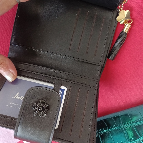 A lot of two women's wallet's. Black and teal. Brand New - Picture 3 of 6